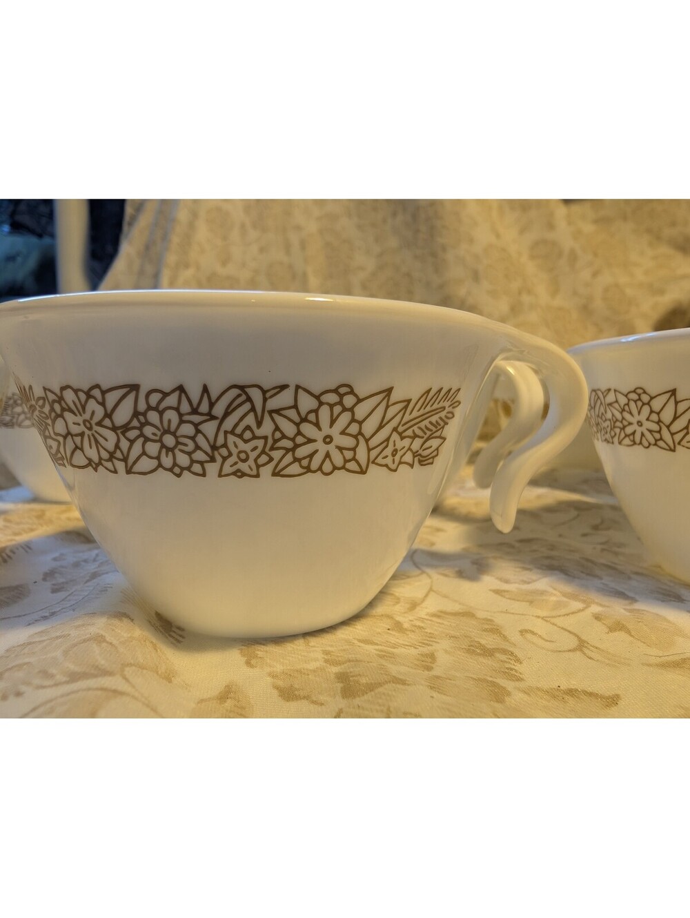 Corelle Corning Brown Floral Pattern mugs Set of 11